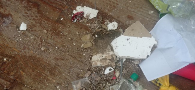 Καλλονή: Κατέρρευσε τμήμα οροφής του δημοτικού σχολείου - Τι απαντά ο δήμος