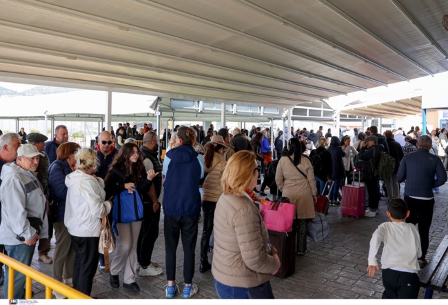 Τρίβουν τα χέρια τους σε Λέσβο και Χίο: Γιατί καταφθάνουν περισσότεροι από 5.000 Τούρκοι τουρίστες στα δύο νησιά
