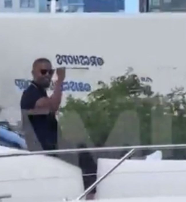 Τζέιμι Φοξ: Η πρώτη δημόσια εμφάνιση μετά την περιπέτεια της υγείας του
