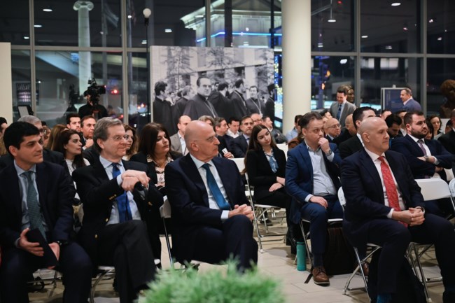 Δένδιας από ΗΠΑ: Περιμένω από την κυβέρνηση Τραμπ μια ειλικρινή αλληλεπίδραση που θα οδηγήσει σε σταθερότητα στην περιοχή μας