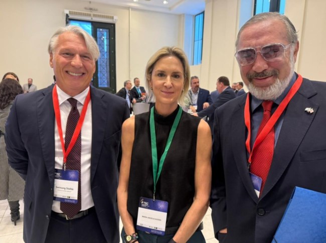 ΕΛΛΗΝΕΣ ΕΦΟΠΛΙΣΤΕΣ