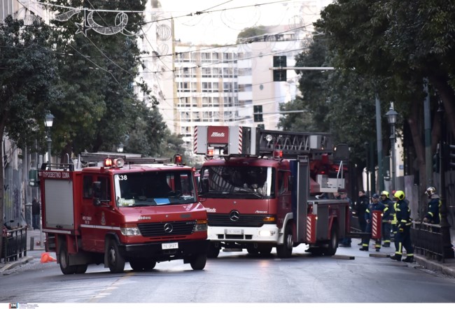 εκρηξη εξω απο υπουργειο εργασιας