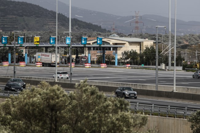 Δημόσια έργα ή Δημόσια συγκοινωνία: Η ερώτηση των πολλών δισεκατομμυρίων ευρώ και οι λύσεις για την Αττική Οδό