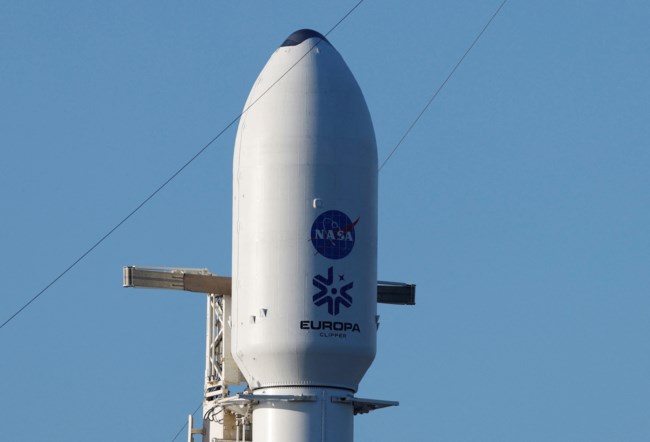 NASA: Το διαστημόπλοιο Europa Clipper εκτοξεύτηκε για να μελετήσει αν δορυφόρος του Δία μπορεί να φιλοξενήσει ζωή