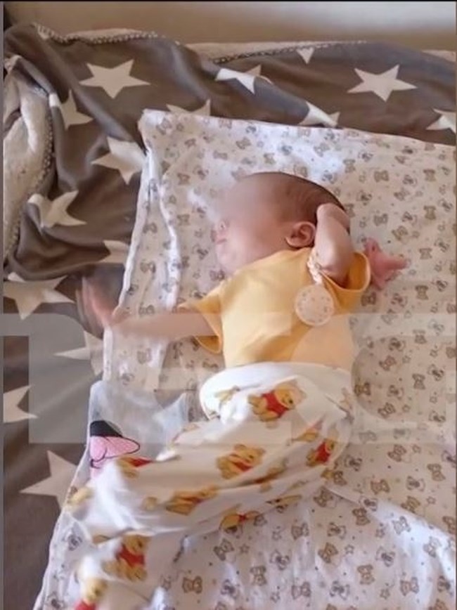 ΒΡΕΦΟΣ ΑΘΗΝΑ