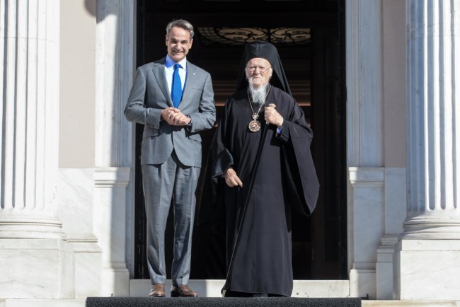 Συνάντηση Μητσοτάκη με τον Πατριάρχη Βαρθολομαίο: Ανησυχία για τη χριστιανική παρουσία στους Αγίους Τόπους