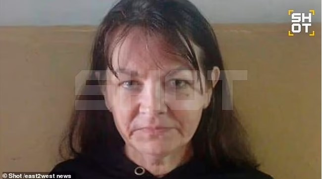 ΡΩΣΙΑ ΜΗΤΕΡΑ ΑΠΟΠΕΙΡΑΘΗΚΕ ΝΑ ΣΚΟΤΩΣΕΙ ΤΗΝ ΚΟΡΗ ΤΗΣ