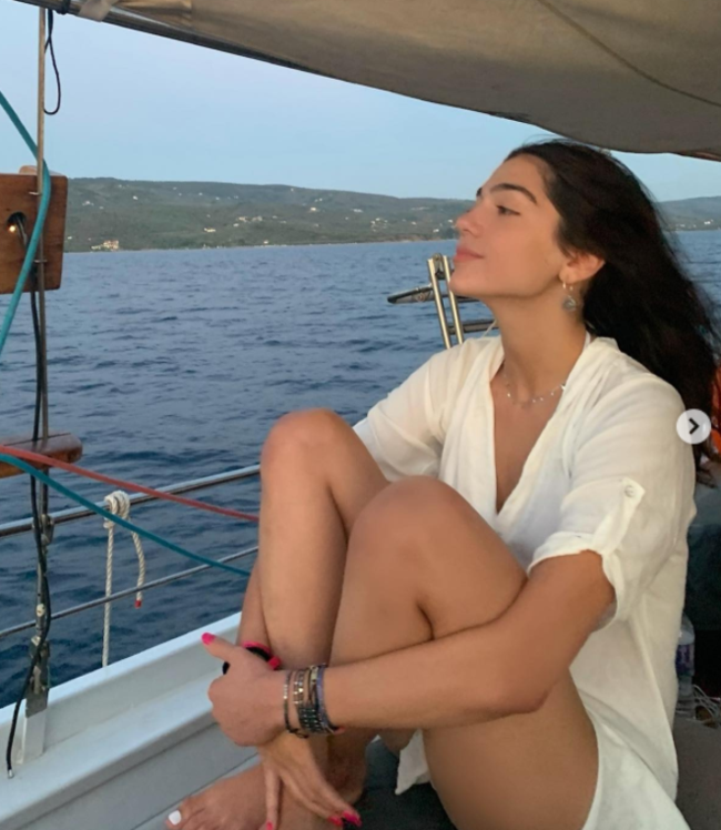 μελινα νικολαιδη
