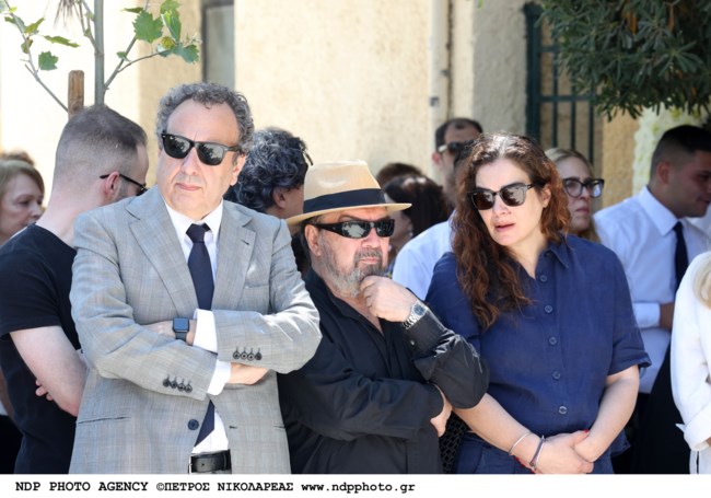 κηδεια παπαβασιλειου