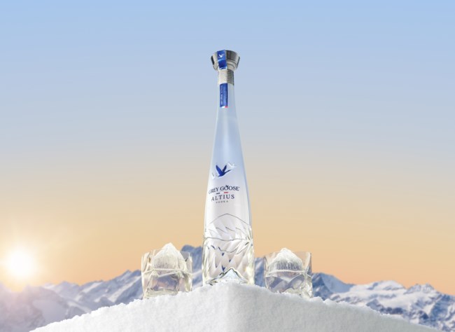 Παρουσιάζοντας την GREY GOOSE Altius: Μια νέα βότκα που αποτυπώνει το θαύμα και τις σπάνιες φυσικές αρετές των γαλλικών Άλπεων