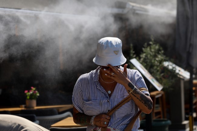 Βράζει ο τόπος: Πάνω από 75 βαθμούς θερμοκρασία έπιασαν οι θερμικές κάμερες στην Αθήνα - Αποπνικτική ατμόσφαιρα