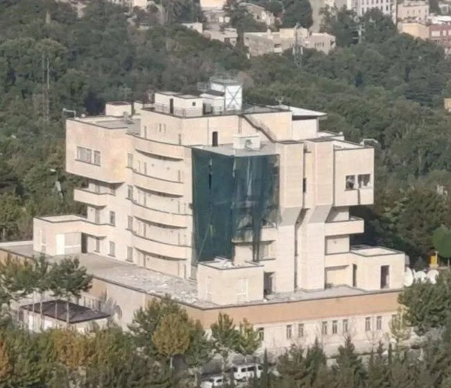 Ιράν: Με "έξυπνη" βόμβα και όχι με πύραυλο δολοφονήθηκε ο Χανίγια - Την είχαν βάλει στον ξενώνα πριν δύο μήνες