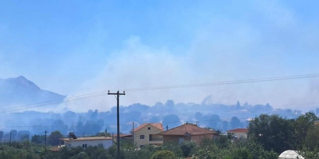 Σε πλήρη εξέλιξη μεγάλη πυρκαγιά στον Γυμνότοπο Ζηρού – Εκκενώθηκαν Δρυόφυτο και Άγ.Γεώργιος