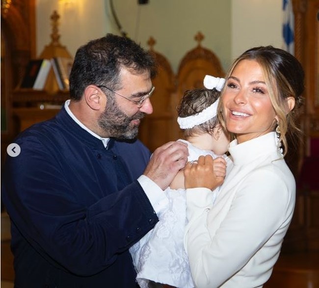 ΜΑΡΙΑ ΜΕΝΟΥΝΟΣ