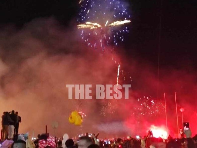 Πάτρα: Φαντασμαγορικό θέαμα για έξι ώρες με πάνω από 60.000 καρναβαλιστές - Έκαψαν τον βασιλά καρνάβαλο [εικόνες - βίντεο]