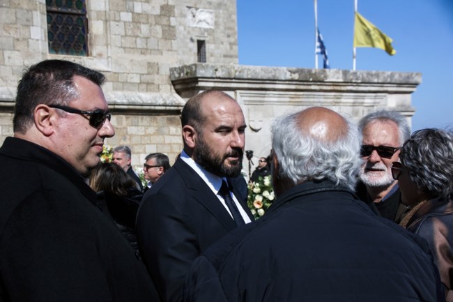 κηδεία Σαντορινιού