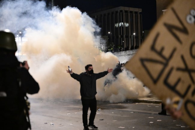 Σύνταγμα Επεισόδια Τέμπη