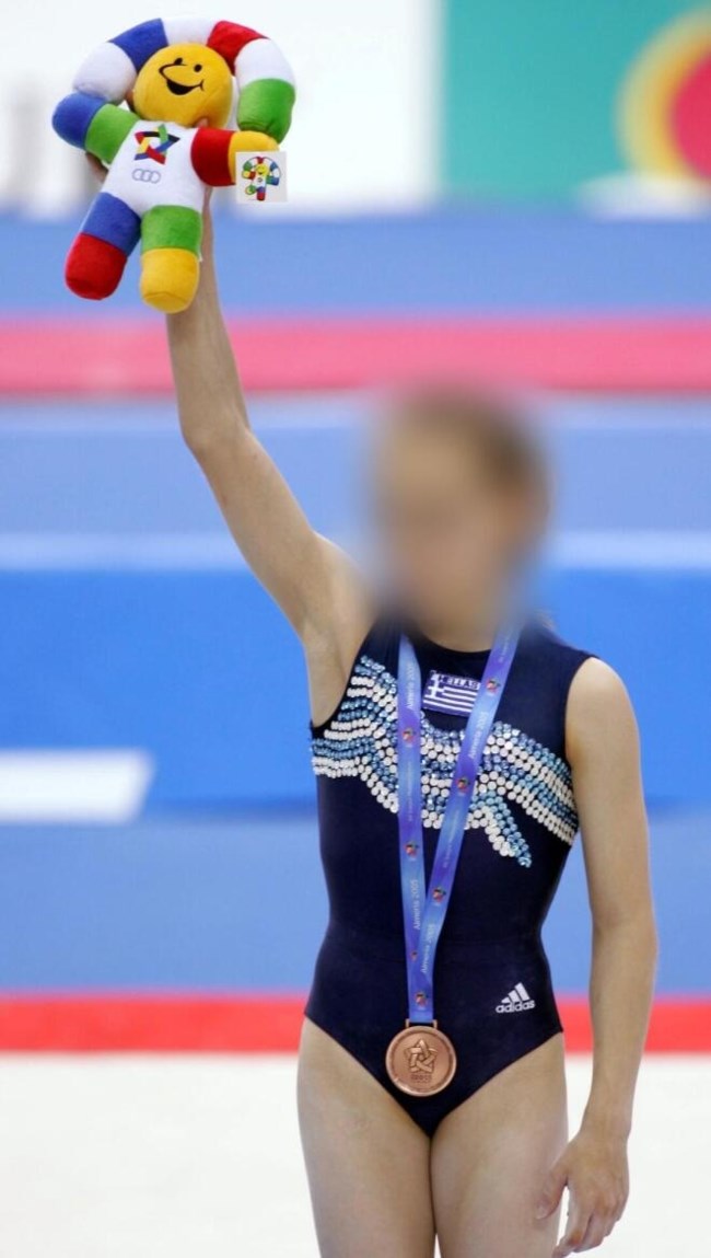 απατη ρομα αλητρια