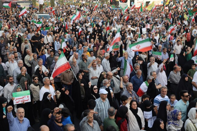 Ο Τραμπ λέει ότι το Ιράν είναι έτοιμο να επαναδιαπραγματευτεί για τα πυρηνικά - Οι προϋποθέσεις