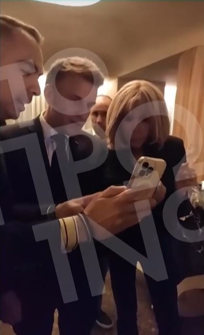 Σε ελληνικό εστιατόριο στο Παρίσι ο Εμανούελ και η Μπριζίτ Μακρόν: Η λέξη στα ελληνικά που ξέρει να λέει ο Γάλλος πρόεδρος