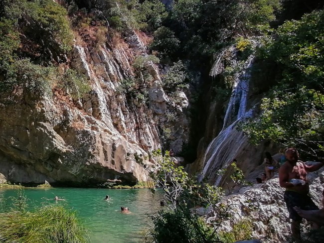ΠΟΛΥΛΙΜΝΙΟ
