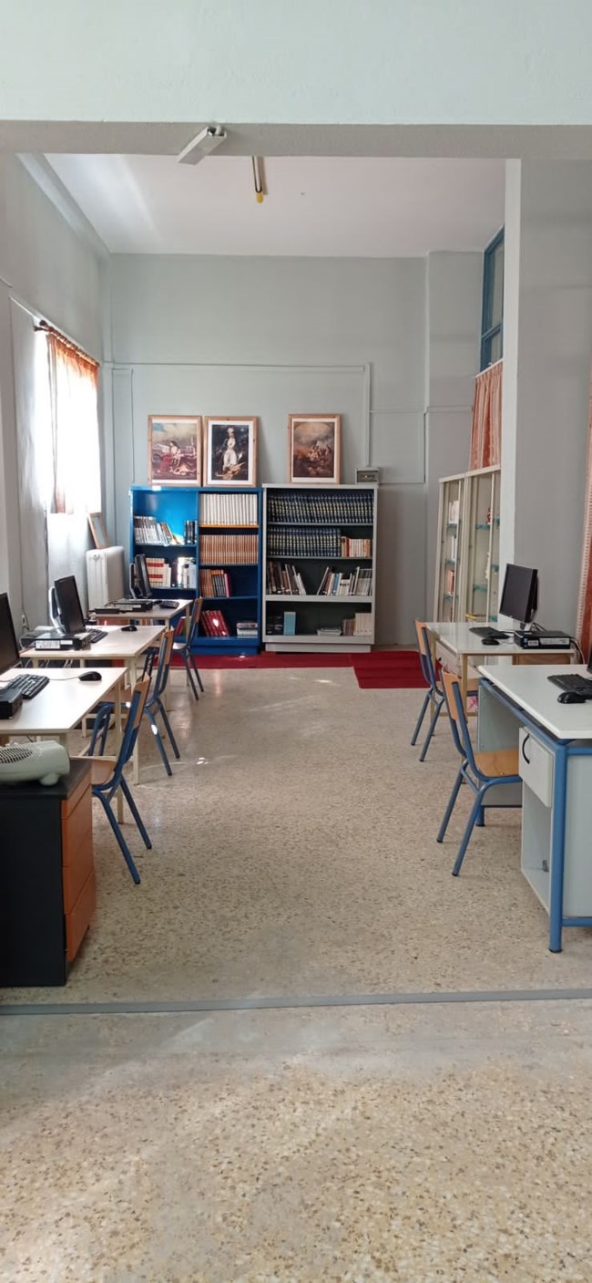 Λογοτεχνικά βιβλία σε ΕΠΑΛ του Αγρινίου με παρέμβαση Μαξίμου - Επιστολή στον πρωθυπουργό