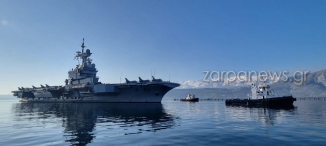 Έδεσε στη Σούδα το επιβλητικό Γαλλικό αεροπλανοφόρο Σαρλ ντε Γκωλ