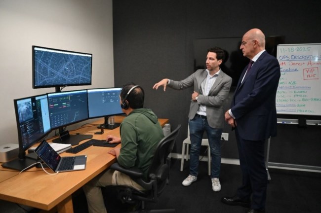 Ξενάγηση Δένδια στις εγκαταστάσεις της εταιρείας κατασκευής drones Matternet στην Καλιφόρνια [εικόνες]