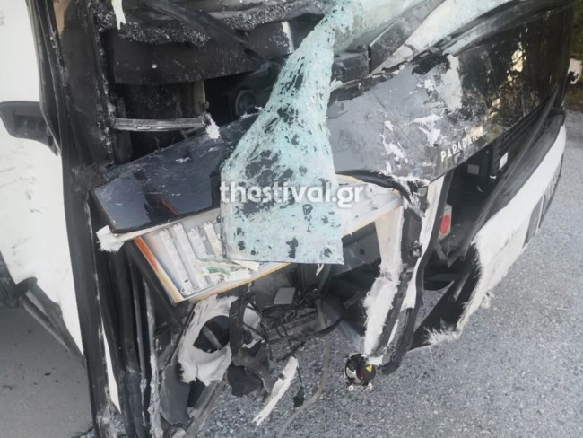 Θεσσαλονίκη: Χαροπαλεύουν στη ΜΕΘ οι δύο τραυματίες από το δυστύχημα στον Πλαταμώνα - Κρίσιμες οι επόμενες ώρες