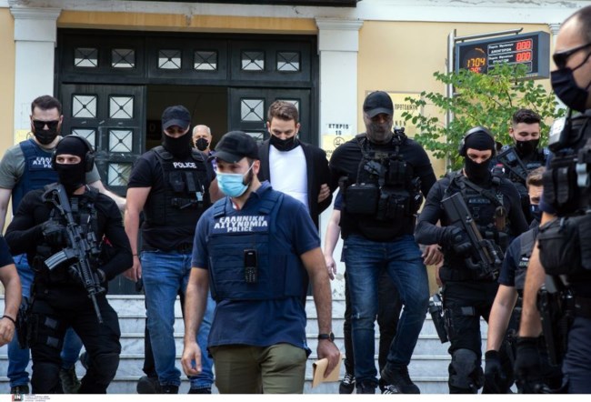 συζυγοκτονος