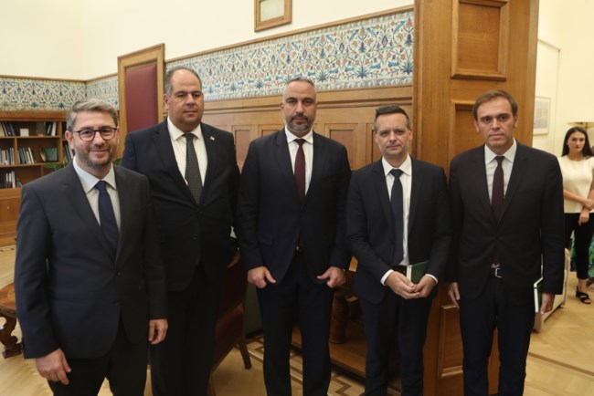 ANDROYLAKIS VITHLEEM