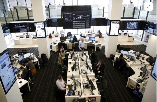 Κύμα μαζικών απολύσεων δημοσιογράφων στην Washington Post: "Μία από τις πιο σκοτεινές ημέρες" στην ιστορία της