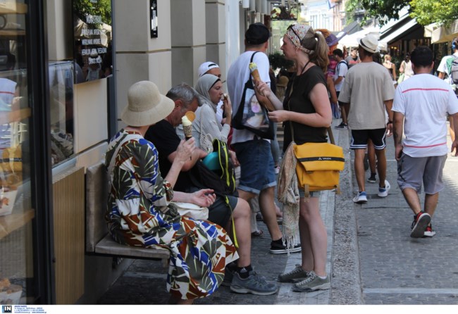 Πρόβλεψη "βόμβα" από τον διευθυντή της ΕΜΥ: Ο καύσωνας θα σπάσει το ρεκόρ του ’87, θα κρατήσει έως το άλλο Σαββατοκύριακο