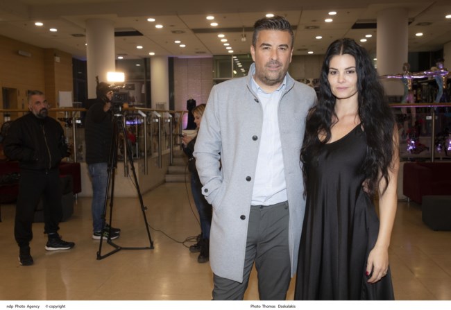 ΜΑΡΙΑ ΚΟΡΙΝΘΙΟΥ ΓΙΑΝΝΗΣ ΑΪΒΑΖΗΣ