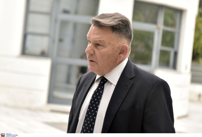 Πειθαρχική δίωξη στον Αλέξη Κούγια: Βίντεο με την ανταλλαγή ύβρεων και χειρονομιών με οπαδούς της ΑΕΚ [βίντεο]