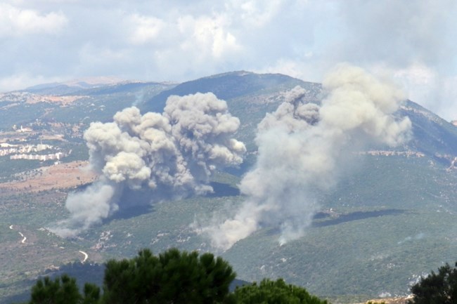Η Χεζμπολάχ απαντά στο Ισραήλ με μπαράζ επιθέσεων - Εκτόξευσαν δεκάδες ρουκέτες, χτυπήθηκε αεροπορική βάση