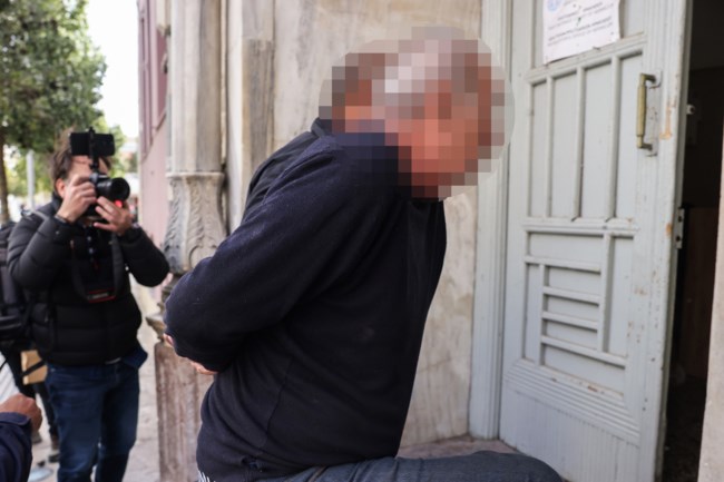 Αδελφοκτονία στην Κρήτη: Πήρε την Αστυνομία και μετά τον σκότωσε με λυσσαλέο μίσος - Πριν τη "σφαγή", τον… έσπασε στο ξύλο