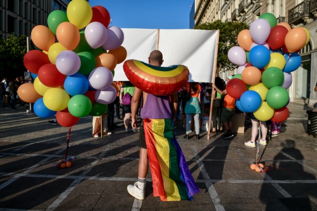 Athens Pride 2021: Γέμισε χρώμα η Αθήνα - Σημαίες, μουσική και πανό για τον Ζακ Κωστόπουλο [εικόνες]