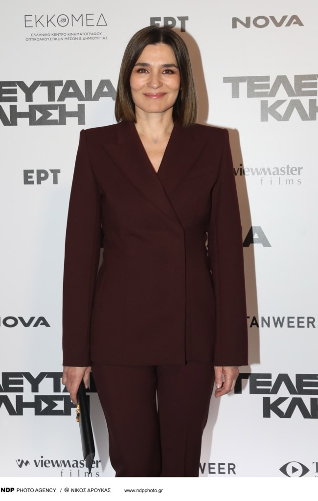 τελευταια κληση πρεμιερα