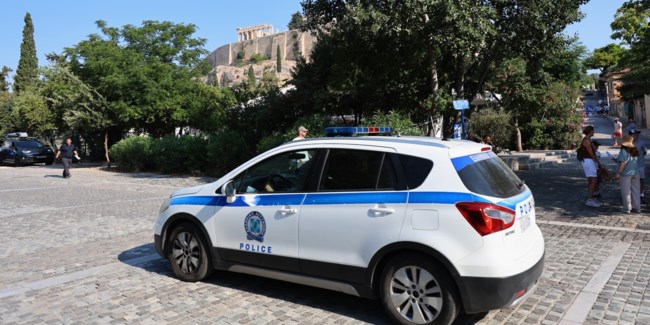 ΕΠΙΘΕΣΗ ΜΕ ΜΑΧΑΙΡΙ ΑΚΡΟΠΟΛΗ