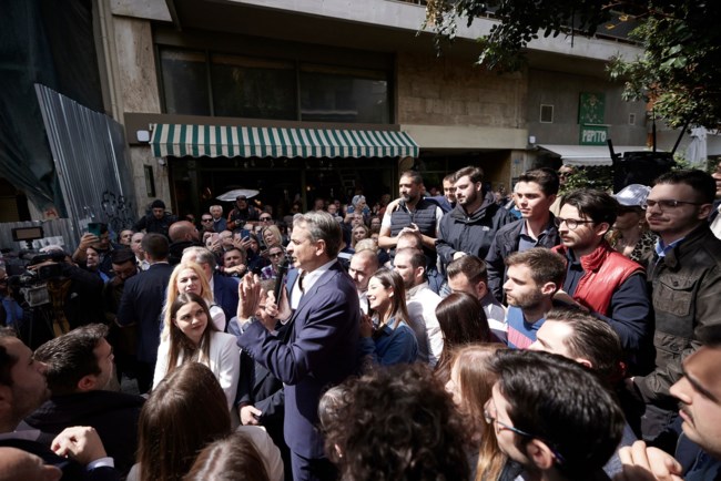 Μητσοτάκης στο Κουκάκι: Η κάλπη της 21ης Μαΐου θα τα κρίνει όλα - Ο λαός έχει κρίση, βλέπει, συγκρίνει και αξιολογεί