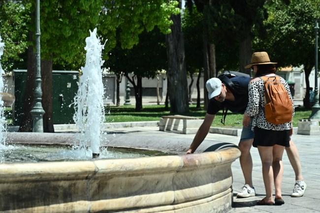 Καιρός: Με 40άρια και ισχυρά μελτέμια ο Δεκαπενταύγουστος - Πότε υποχωρεί η ζέστη