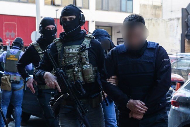 ΕΛΛΗΝΑΣ ΕΣΚΟΜΠΑΡ ΕΙΣΑΓΓΕΛΕΑΣ