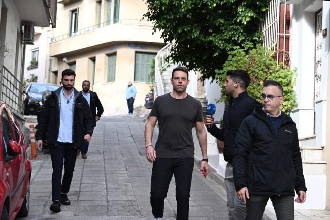 Ο Κασσελάκης όρισε τους "σκιώδεις" υπουργούς της Πολιτικής Γραμματείας του ΣΥΡΙΖΑ - Όλα τα ονόματα