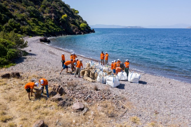 662.400 επαναχρησιμοποιούμενα  ατομικά  μπουκάλια σε μαθητές δημοτικών σχολείων όλης της χώρας από το Ίδρυμα Α. Κ. Λασκαρίδη