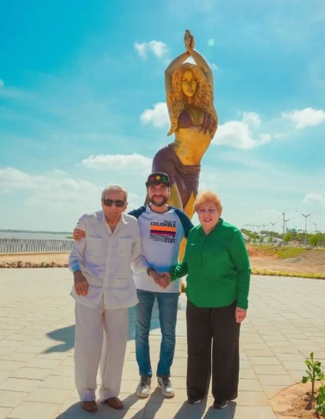 ΣΑΚΙΡΑ ΑΓΑΛΜΑ