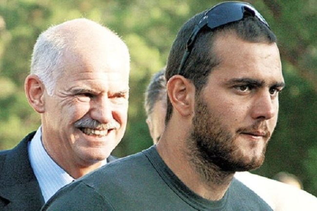 ΑΝΔΡΕΑΣ ΠΑΠΑΝΔΡΕΟΥ JUNIOR