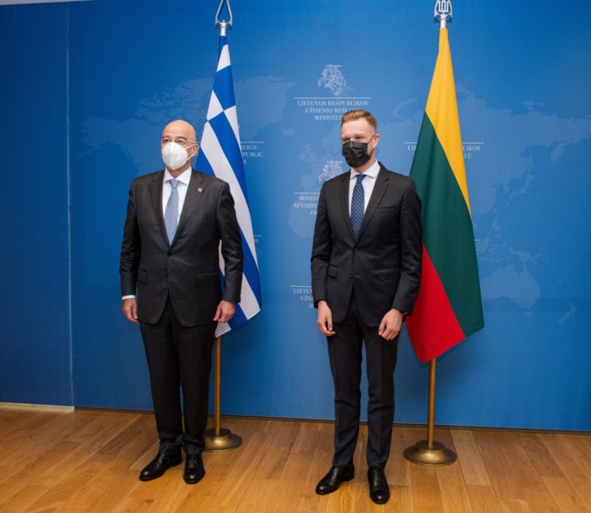 Δένδιας από Λιθουανία: Συνάντηση Μητσοτάκη-Ερντογάν "για να σπάσει ο πάγος" - Δεν ξεχνάμε την αεροπειρατία της Λευκορωσίας