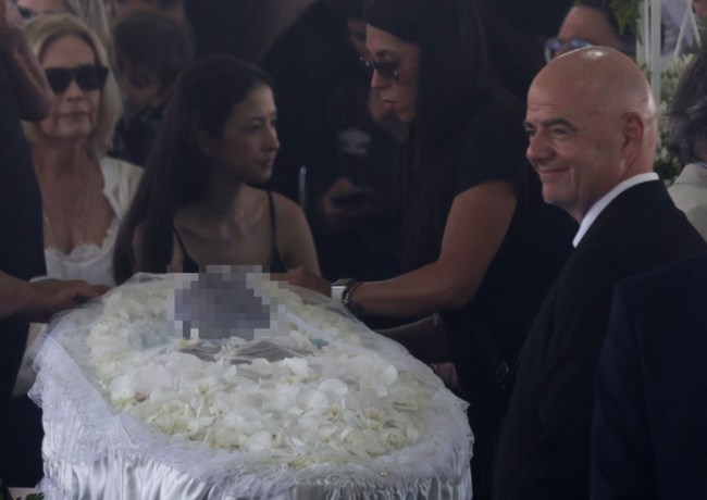 Πελέ, Ινφαντίνο