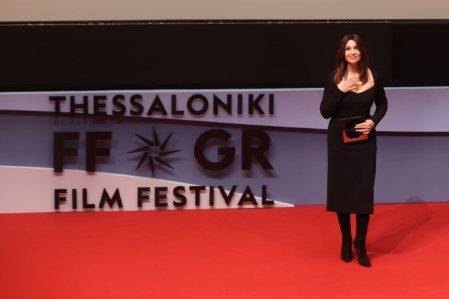 Μόνικα Μπελούτσι: H εμφάνισή της σε γκαλά στο Παρίσι για τη διάσωση της ελληνικής κληρονομιάς